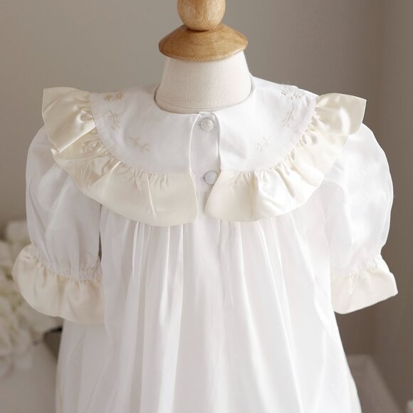 Strasburg Dress Heirloom White Cotton Satin Ivory Trim  Portrait Flower Girl NWT - Picture 4 of 5